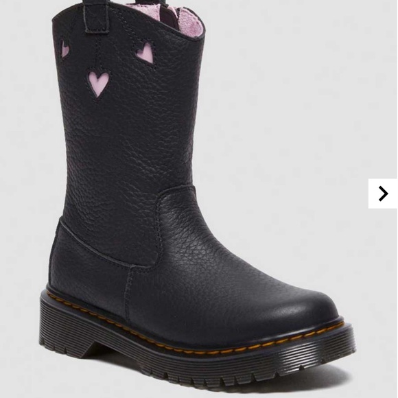 Dr. Martens Girls Bex Heart Cut Out Leather Boots Sz 6 Girly Grunge NWOT